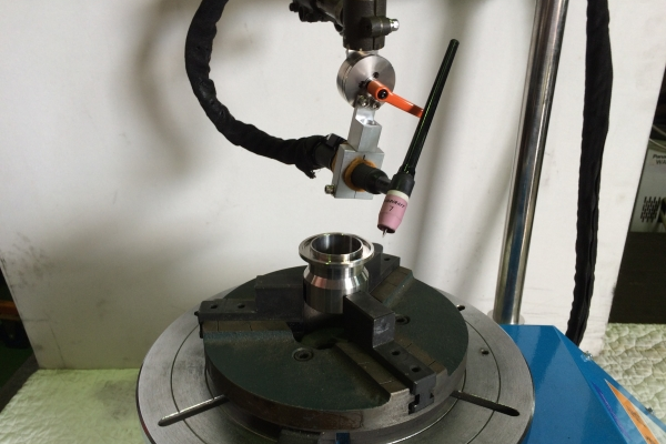 自動溶接機用割り出し器
