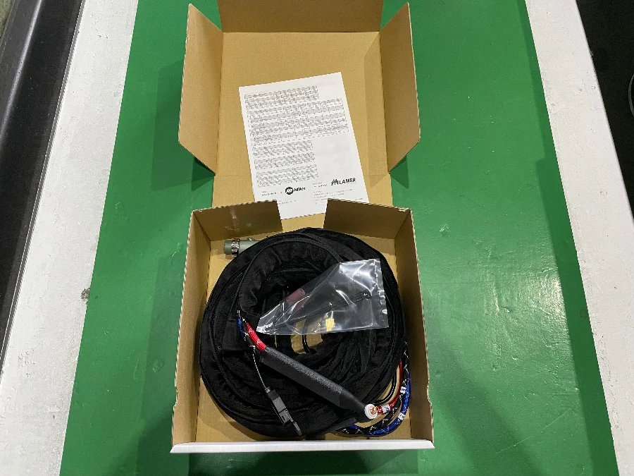 Weldcraft CS310 TIGトーチセットの内容物|ケーブル・トーチ本体・取り扱い説明書の同梱品